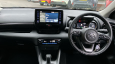 Toyota Yaris 1.5 Hybrid Design 5dr CVT Hybrid Hatchback